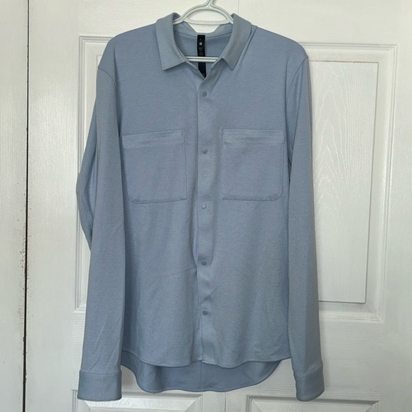 Lululemon Button Down Double Pocket Shirt - Picture 4 of 6